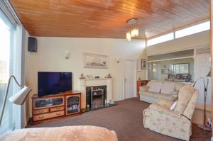 Photo 21- click for photo gallery